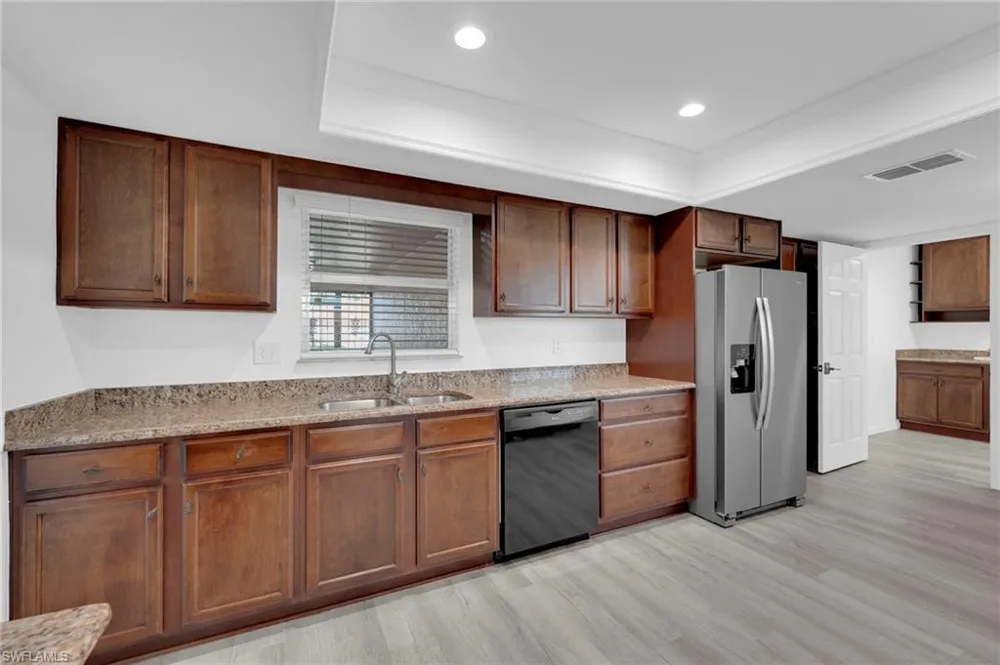 5584 Buring Court Fort Myers, FL 33919