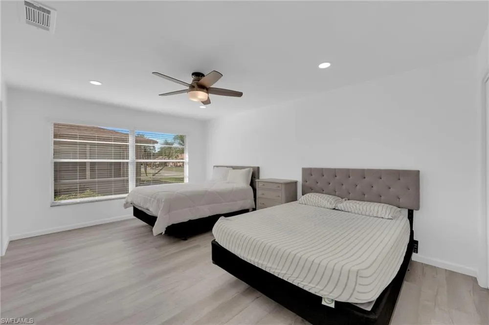 5584 Buring Court Fort Myers, FL 33919