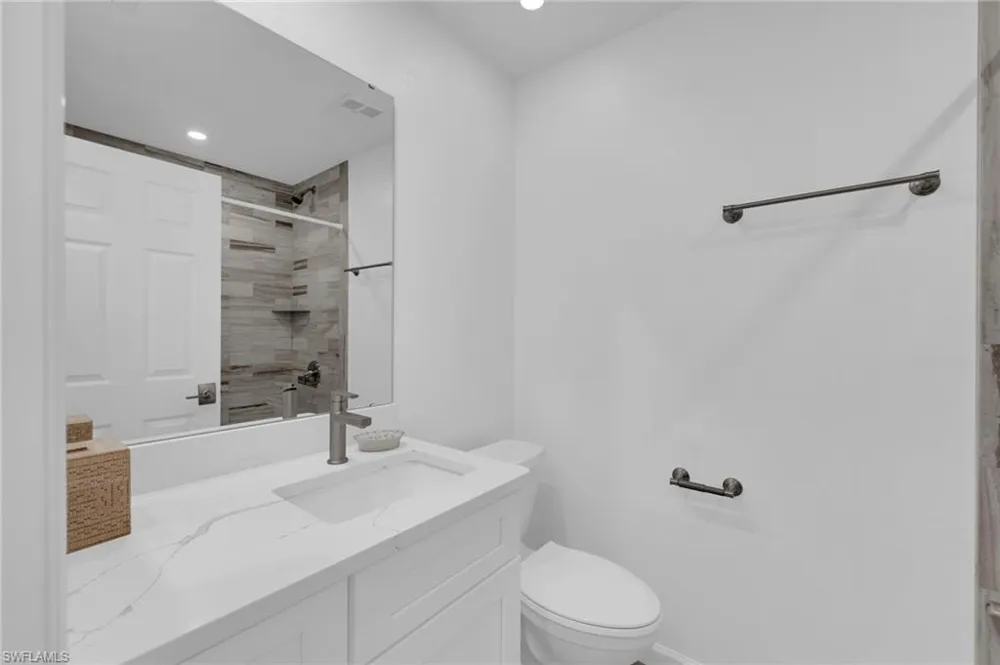 5584 Buring Court Fort Myers, FL 33919