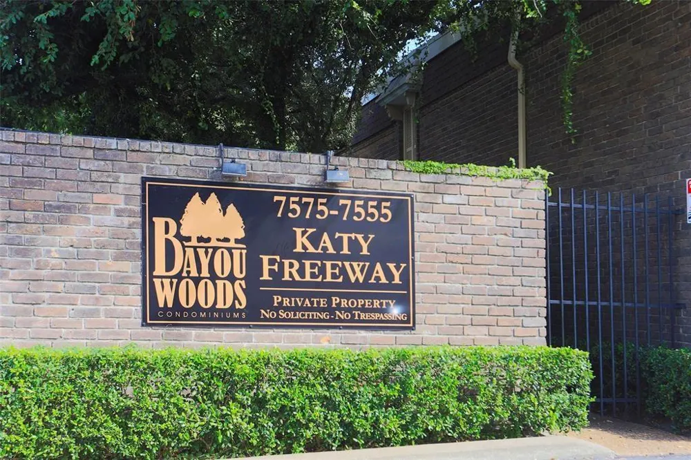 7575 Katy Freeway #111 Houston, TX 77024