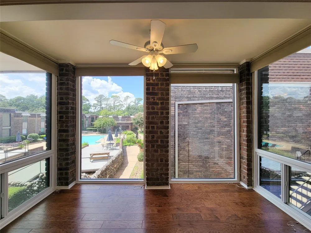 7575 Katy Freeway #111 Houston, TX 77024