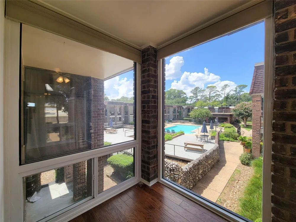7575 Katy Freeway #111 Houston, TX 77024