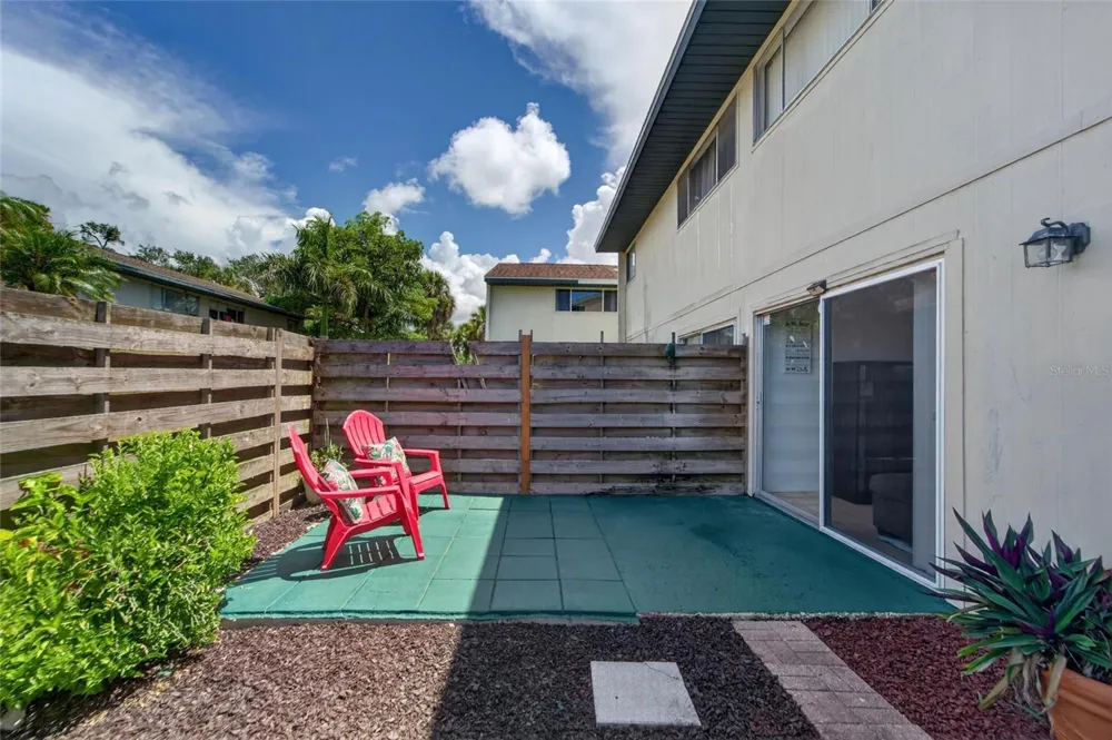 1131 LONGFELLOW ROAD Sarasota, FL 34243