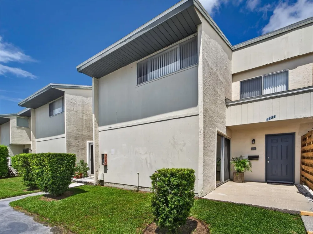 1131 LONGFELLOW ROAD Sarasota, FL 34243