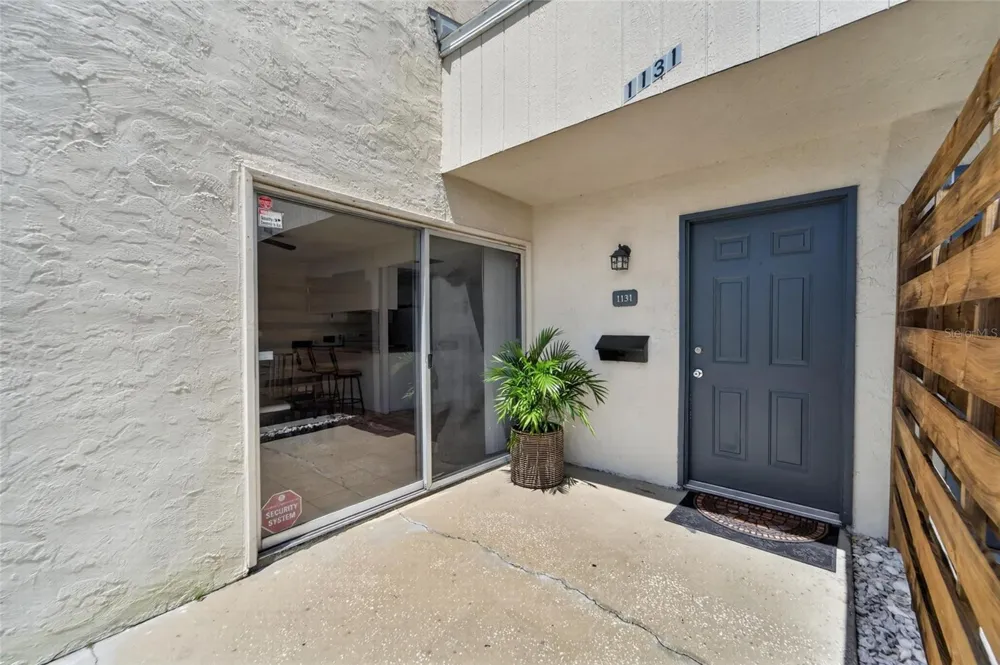 1131 LONGFELLOW ROAD Sarasota, FL 34243