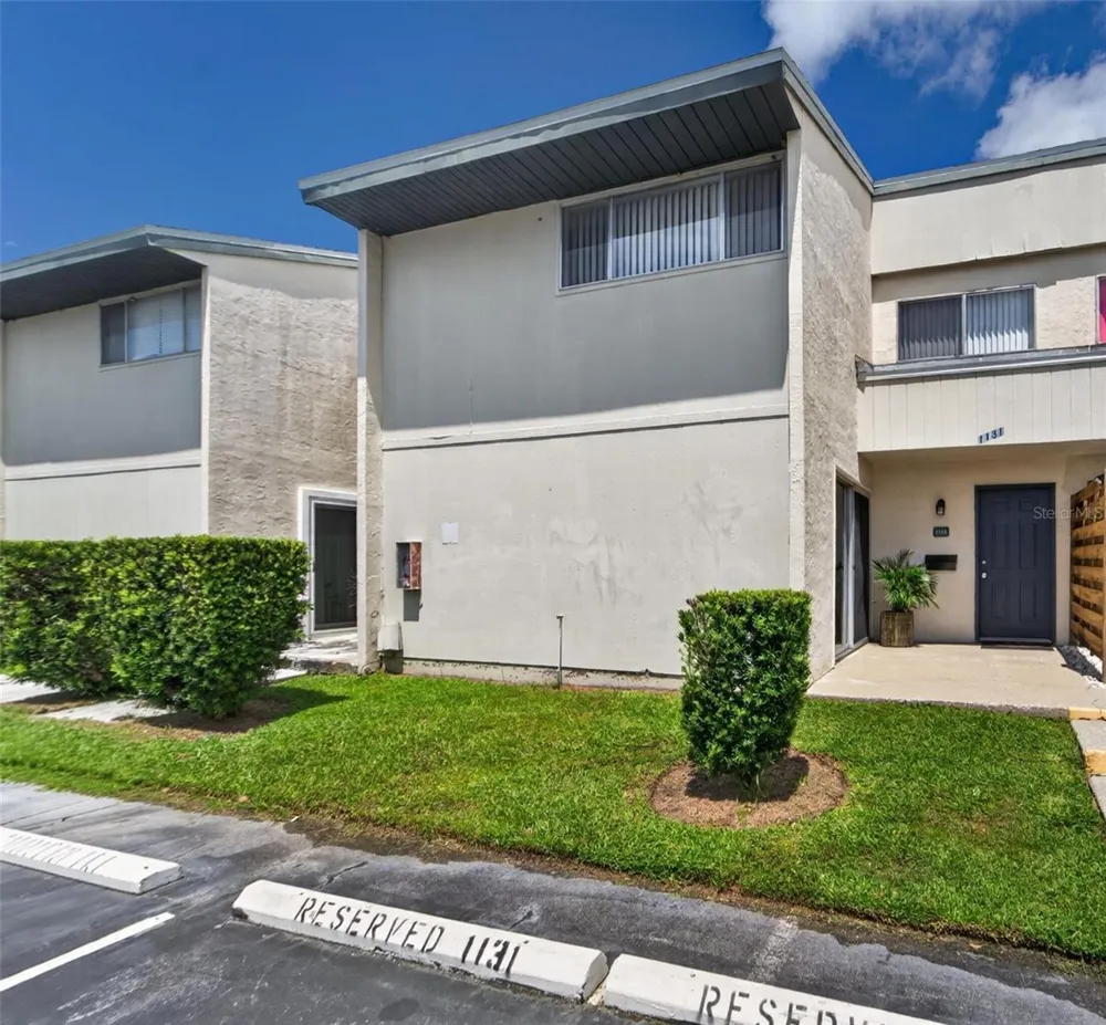 1131 LONGFELLOW ROAD Sarasota, FL 34243