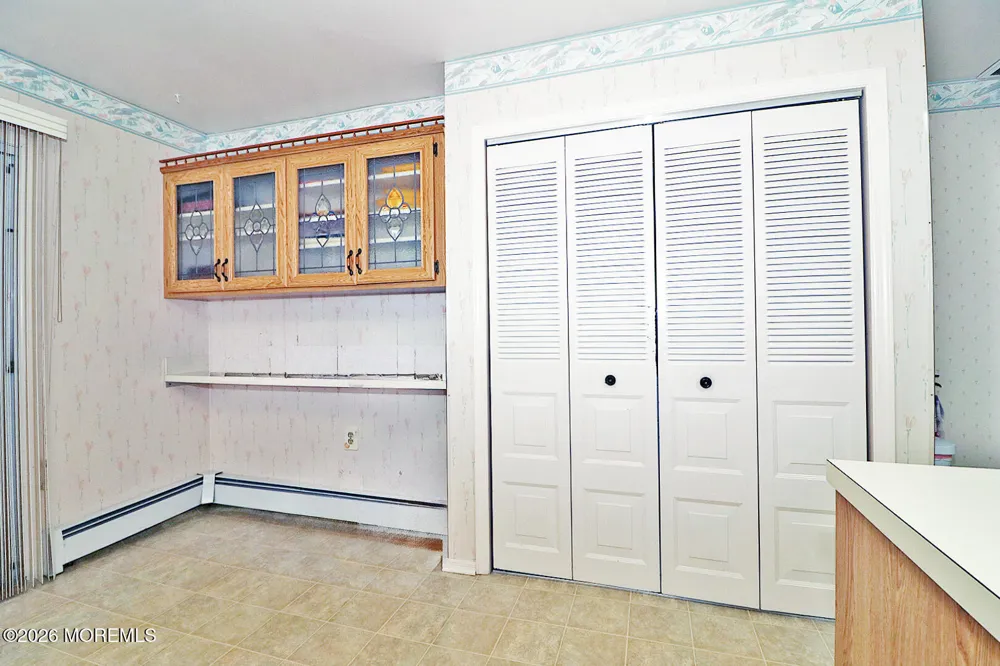 7 Point Blanche Court Toms River, NJ 08757
