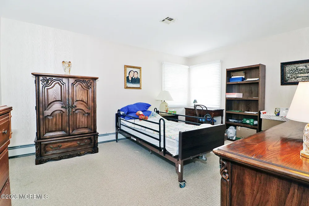 7 Point Blanche Court Toms River, NJ 08757