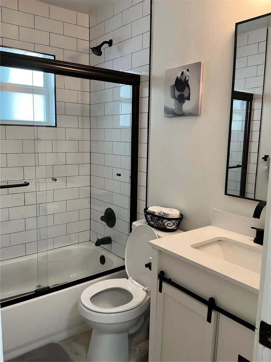 Address Not Shown Fort Lauderdale, FL 33304