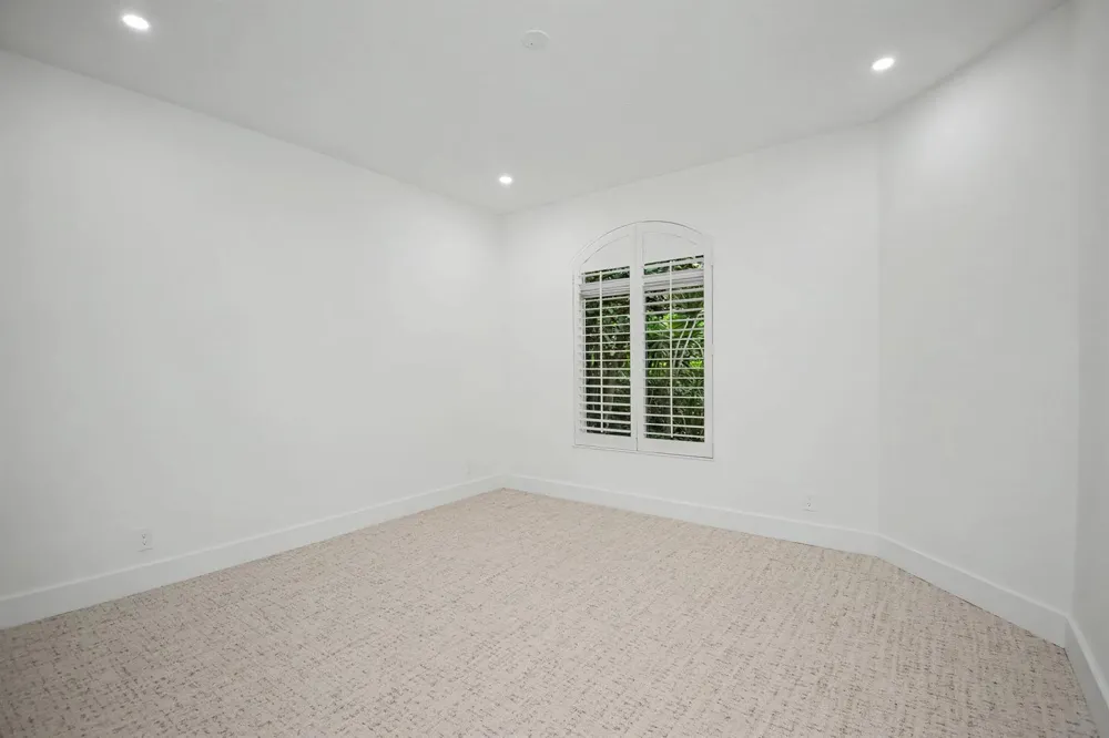 16053 VILLA VIZCAYA PLACE Delray Beach, FL 33446