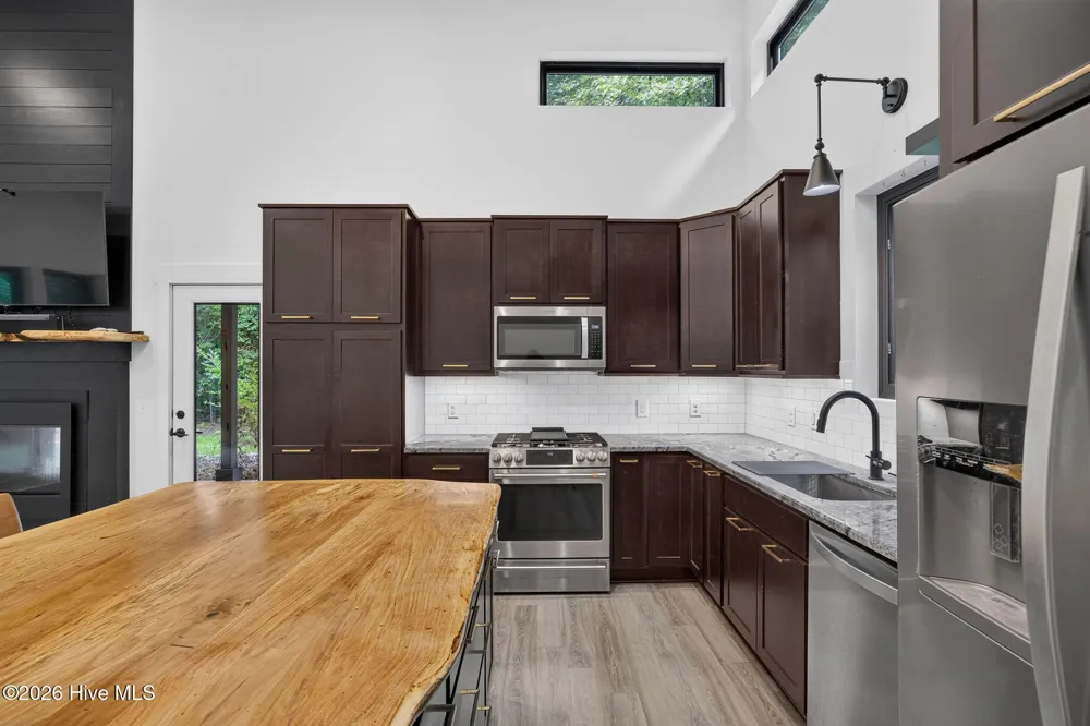 122 Progress Drive Burgaw, NC 28425