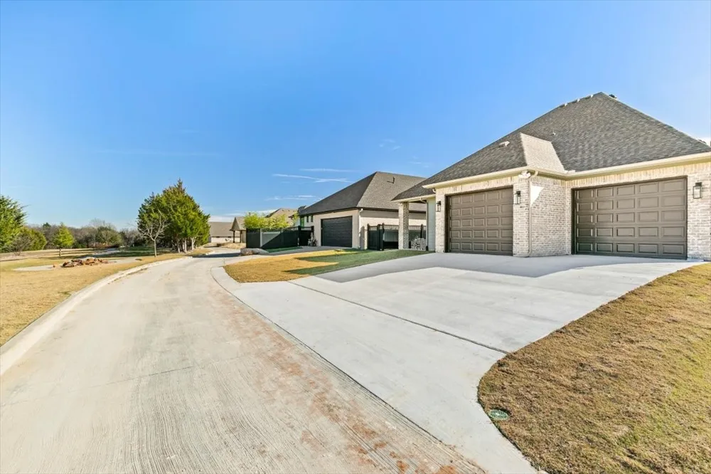 1409 Ethan Circle Midlothian, TX 76065