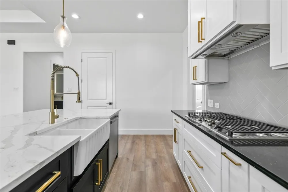 1409 Ethan Circle Midlothian, TX 76065