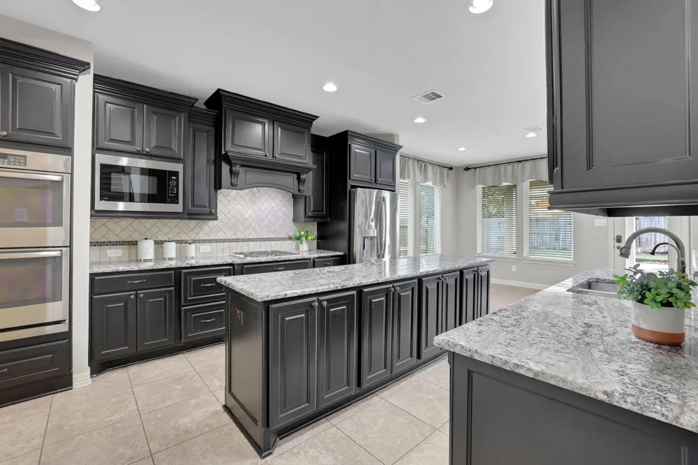 27418 Windcrest Key Lane Fulshear, TX 77441