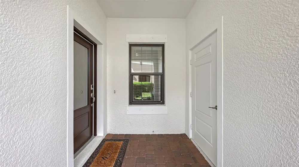 6423 POSITANO COURT Sarasota, FL 34243