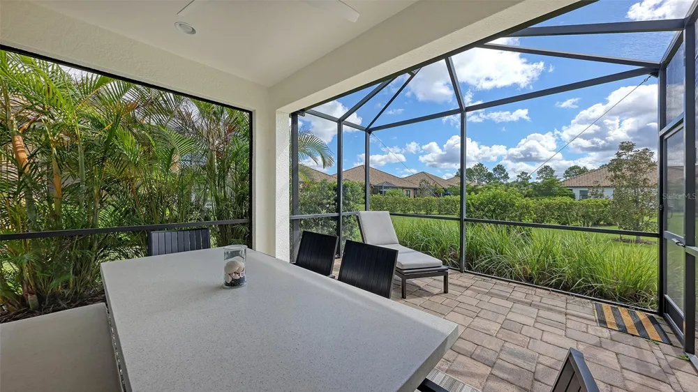 6423 POSITANO COURT Sarasota, FL 34243