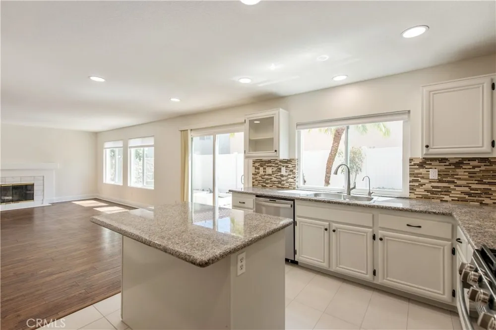 26 Poplar Aliso Viejo, CA 92656