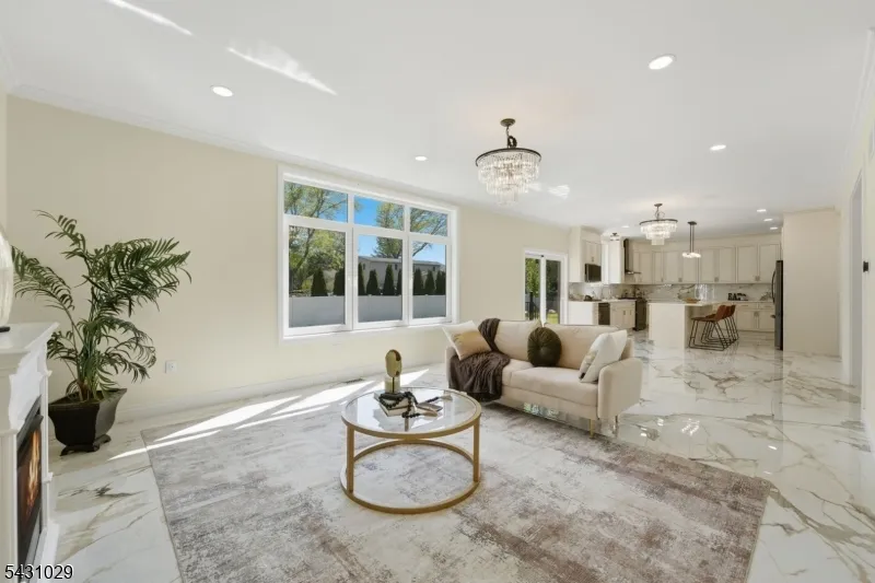1690 Hamburg Tpke Wayne, NJ 07470