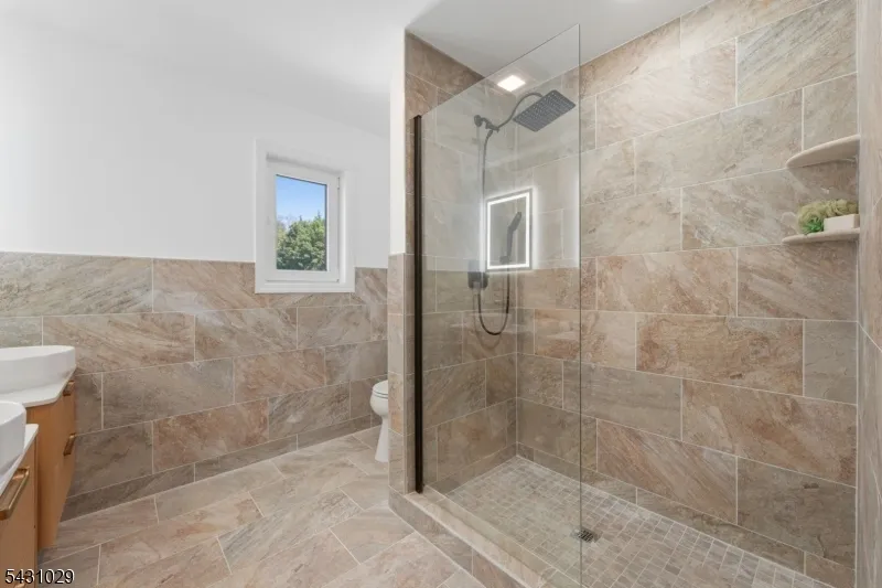 1690 Hamburg Tpke Wayne, NJ 07470
