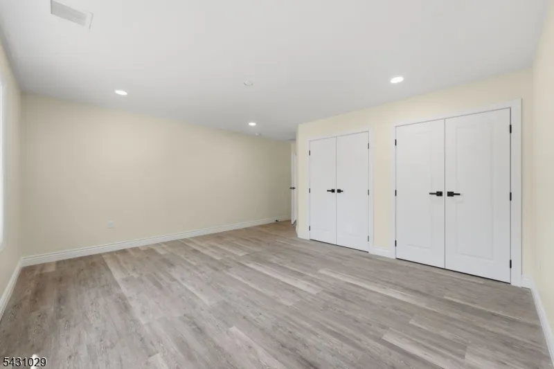 1690 Hamburg Tpke Wayne, NJ 07470
