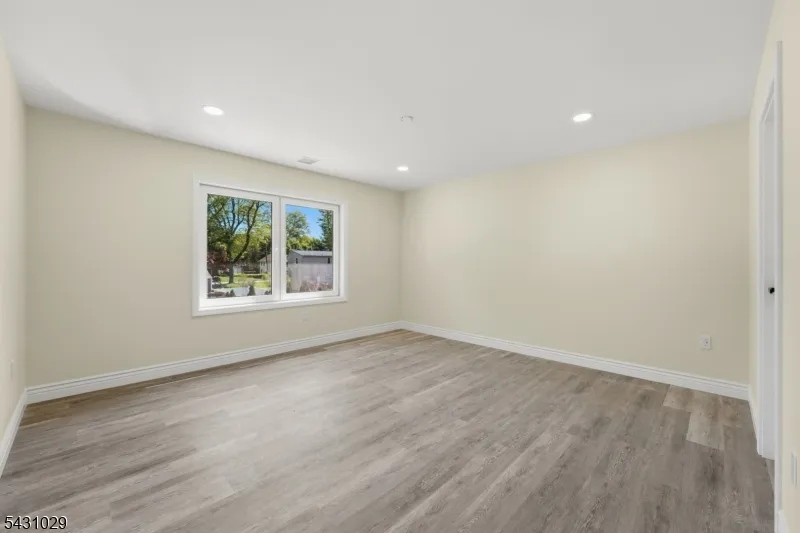 1690 Hamburg Tpke Wayne, NJ 07470
