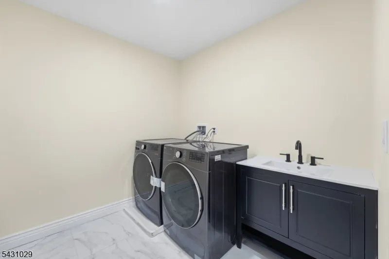 1690 Hamburg Tpke Wayne, NJ 07470