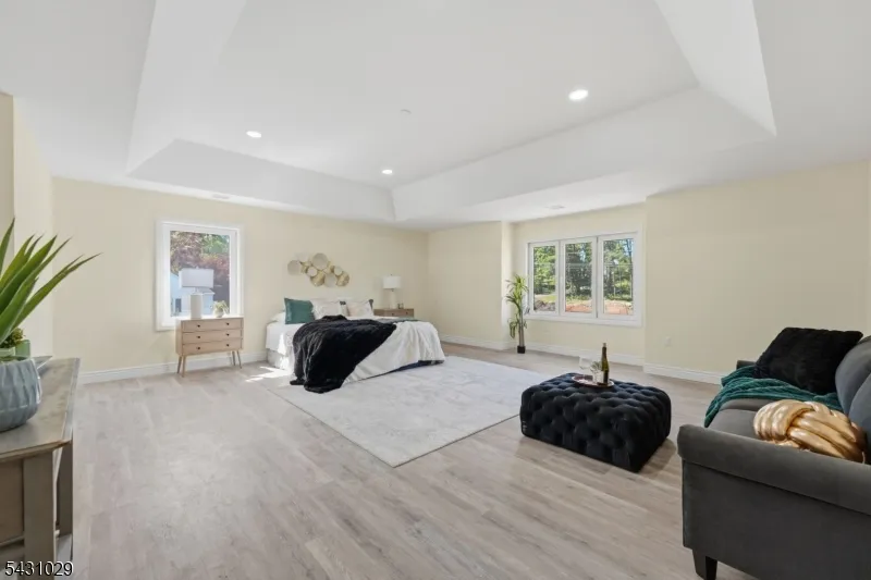 1690 Hamburg Tpke Wayne, NJ 07470