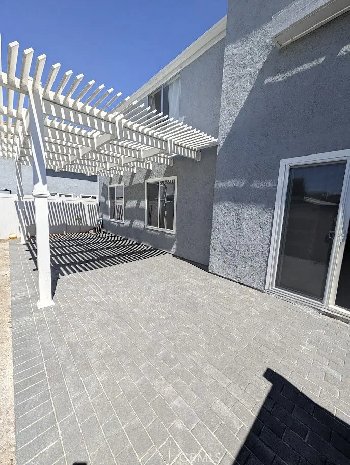 46 Eagle Point #25 Irvine, CA 92604