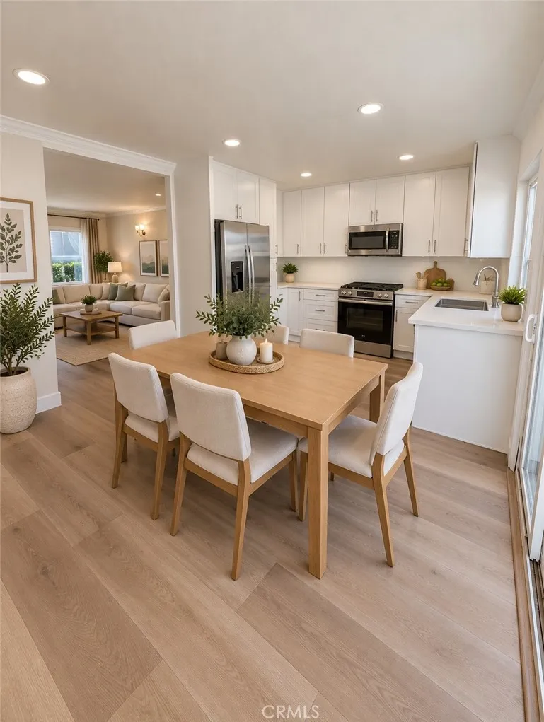 46 Eagle Point #25 Irvine, CA 92604