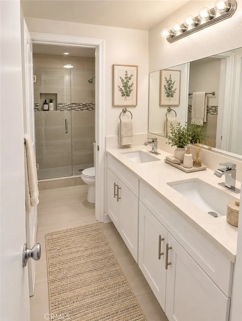 46 Eagle Point #25 Irvine, CA 92604