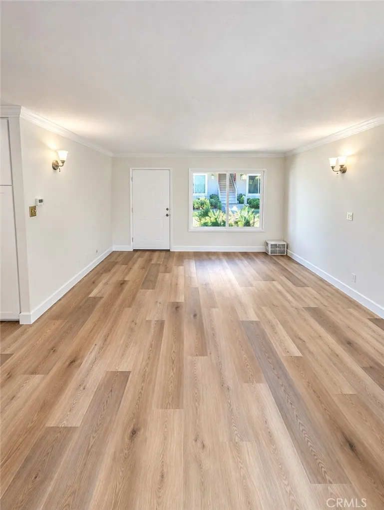 46 Eagle Point #25 Irvine, CA 92604
