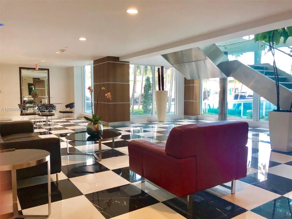 1800 Bayshore Dr #2708 Miami, FL 33132