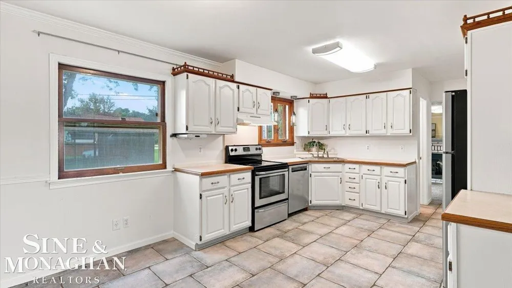68350 Mary Street Richmond City, MI 48062