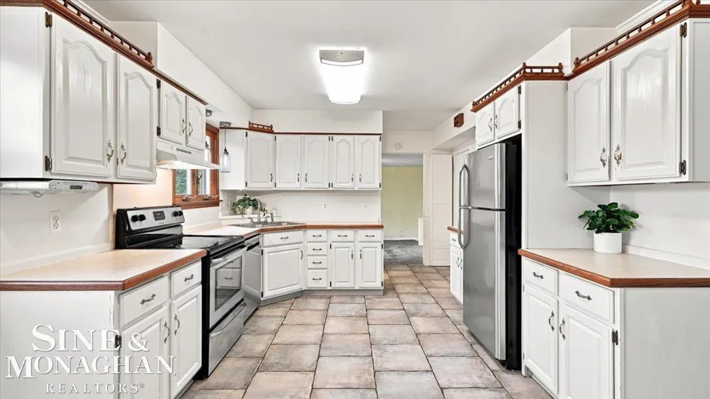 68350 Mary Street Richmond City, MI 48062