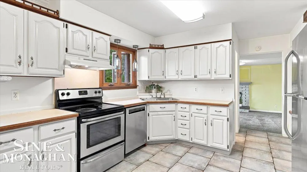 68350 Mary Street Richmond City, MI 48062