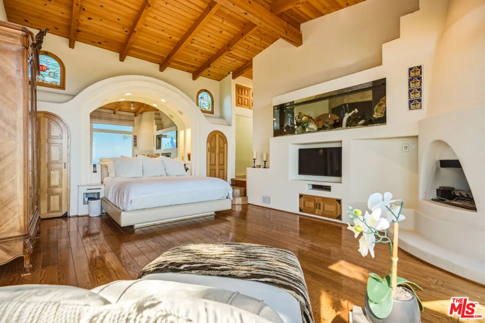 3400 Coast View Drive Malibu, CA 90265
