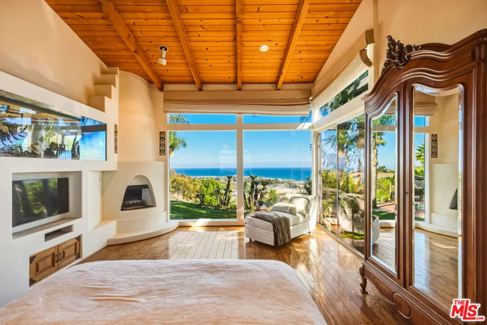 3400 Coast View Drive Malibu, CA 90265
