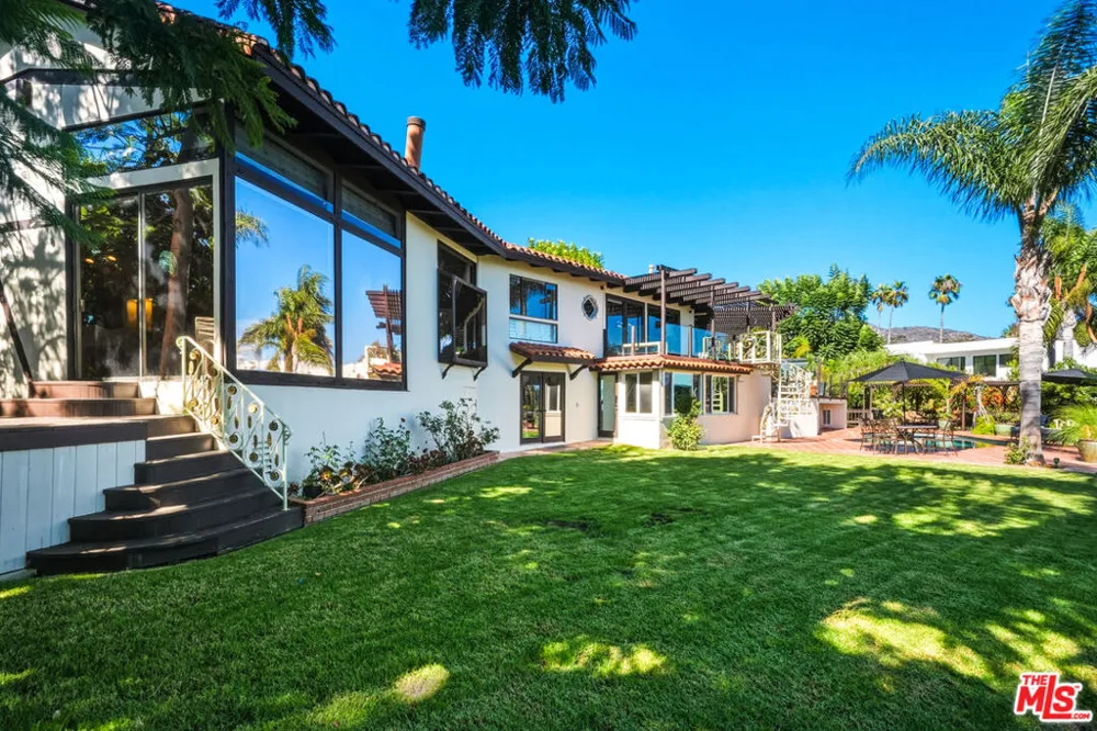 3400 Coast View Drive Malibu, CA 90265