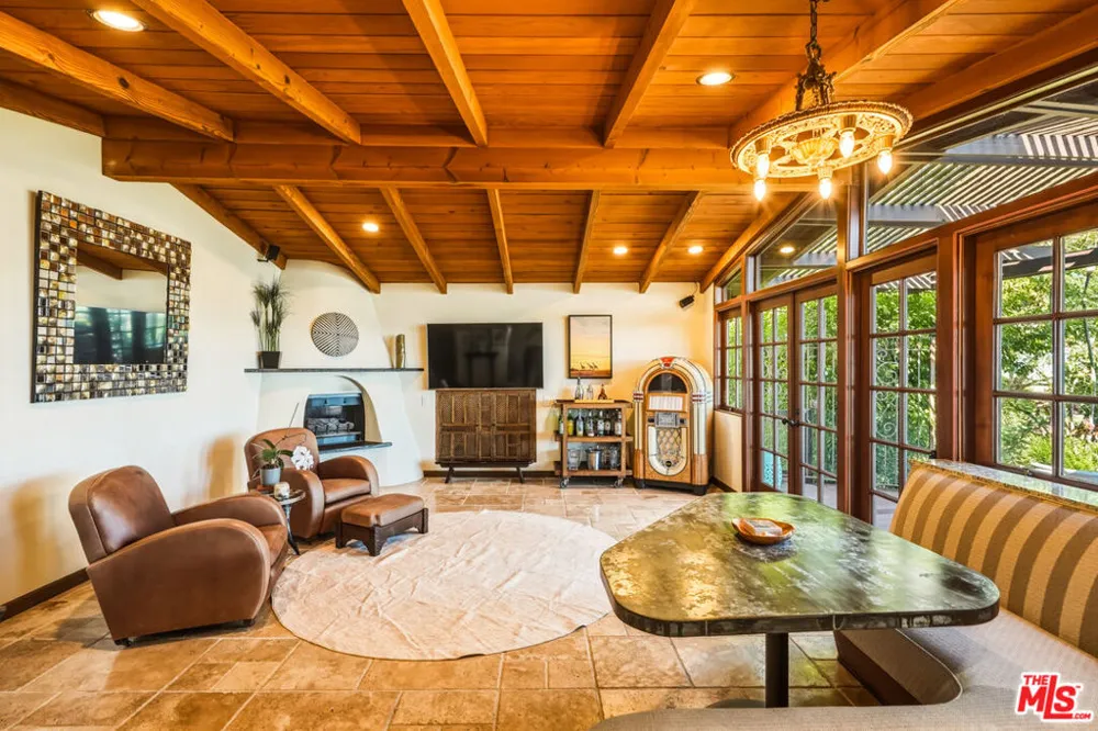3400 Coast View Drive Malibu, CA 90265
