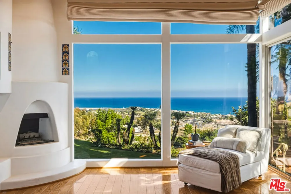 3400 Coast View Drive Malibu, CA 90265