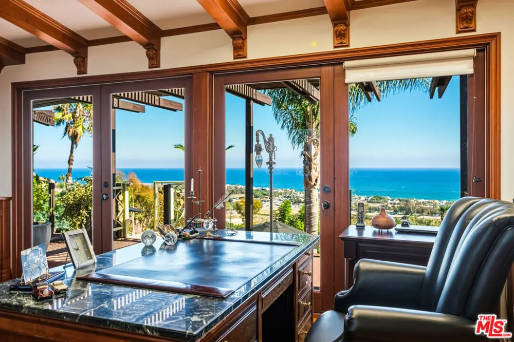 3400 Coast View Drive Malibu, CA 90265