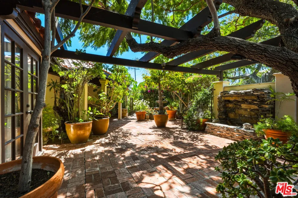 3400 Coast View Drive Malibu, CA 90265