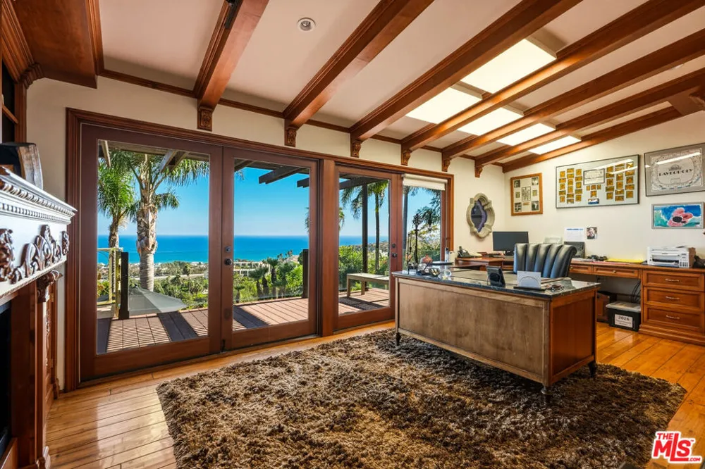 3400 Coast View Drive Malibu, CA 90265
