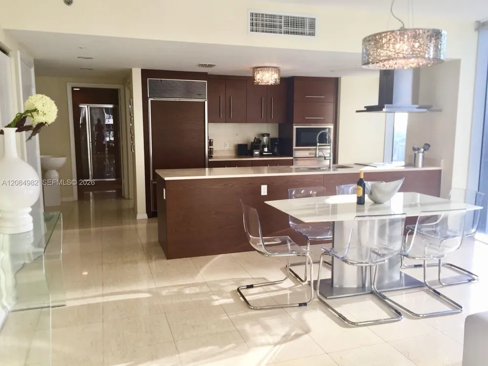 495 Brickell Ave #3410 Miami, FL 33131