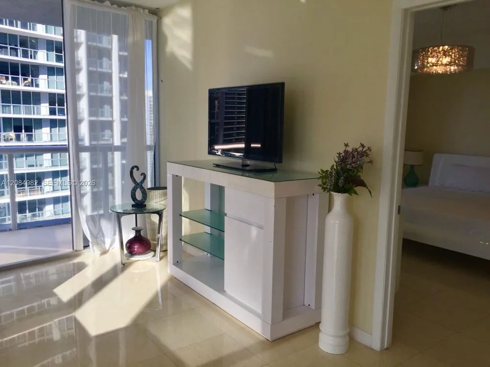 495 Brickell Ave #3410 Miami, FL 33131
