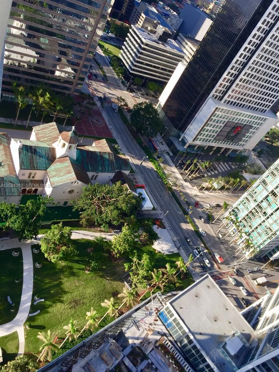 495 Brickell Ave #3410 Miami, FL 33131