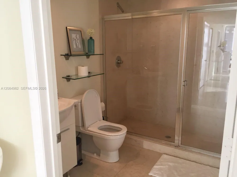 495 Brickell Ave #3410 Miami, FL 33131