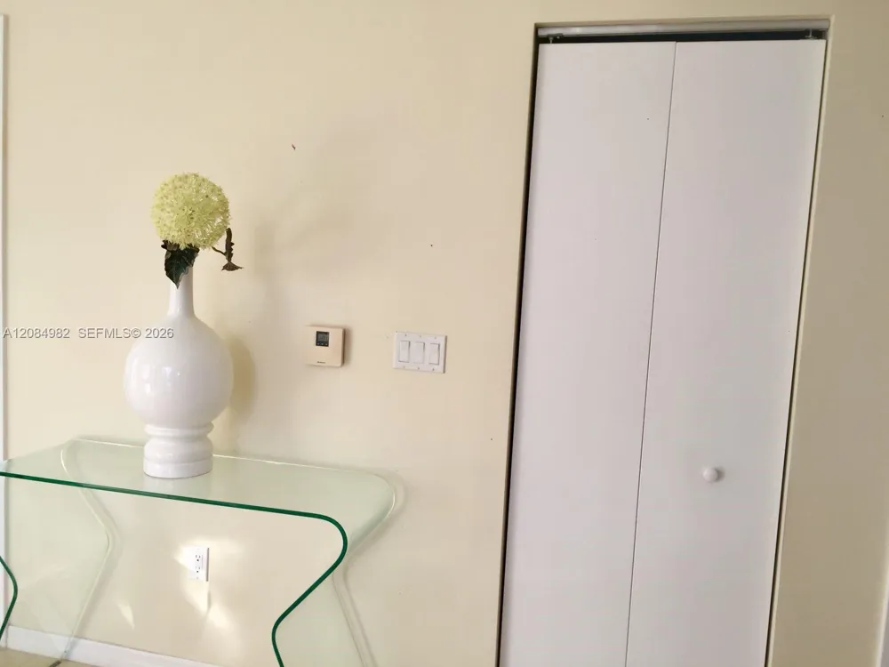 495 Brickell Ave #3410 Miami, FL 33131