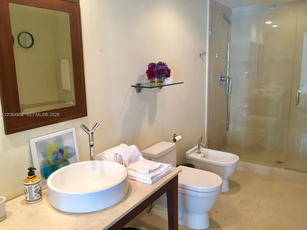 495 Brickell Ave #3410 Miami, FL 33131