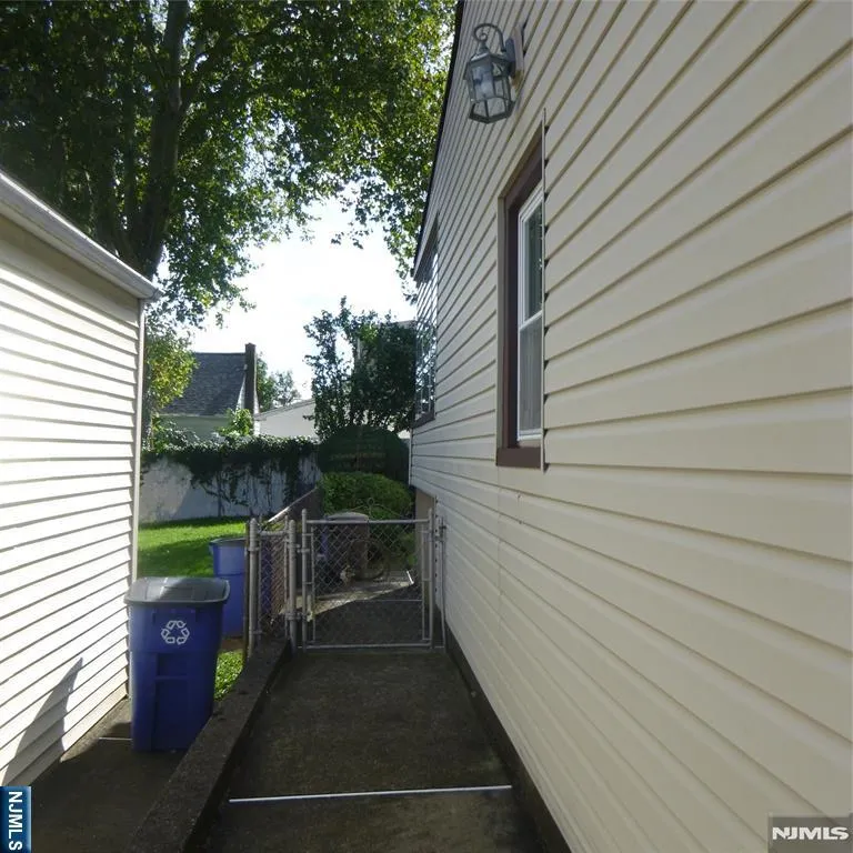 74 Avenue D Lodi, NJ 07644